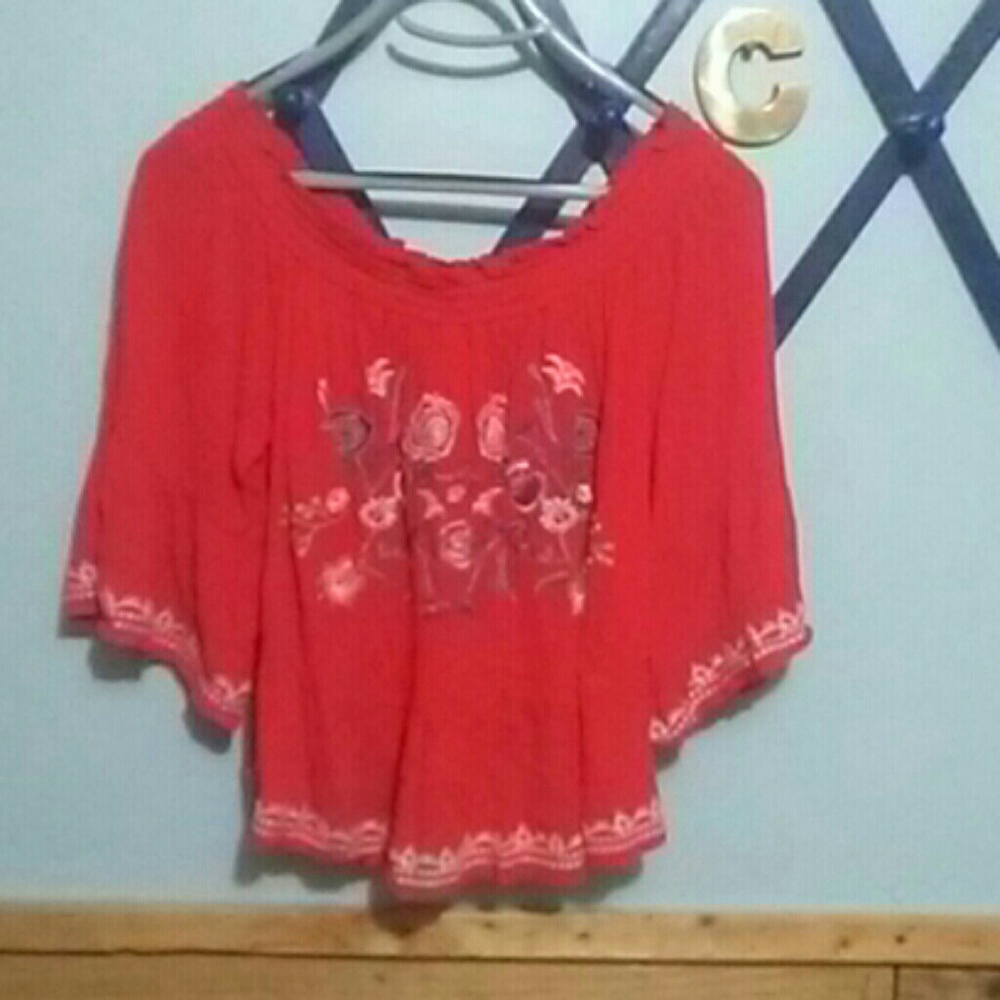 Xhiliration off the shoulder shirt